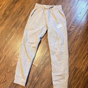 NIKE kids grey sweatpants / joggers